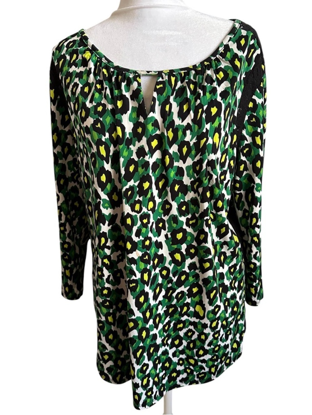 Worthington Green and Black Leopard Print Long Sleeve Tunic